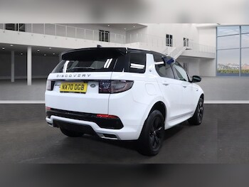 Used Land Rover Discovery Sport 2020 for sale - 77241597: Photo