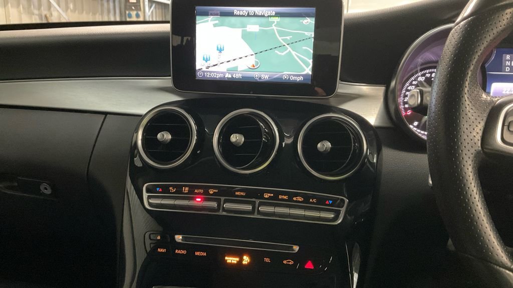 Used Mercedes-Benz C Class 2018 for sale - 77464064: Photo 11