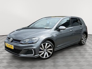 Used Volkswagen Golf 2018 for sale - 78874488: Photo