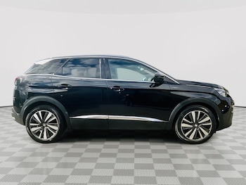 Used Peugeot 3008 2020 for sale - 76234441: Photo 4