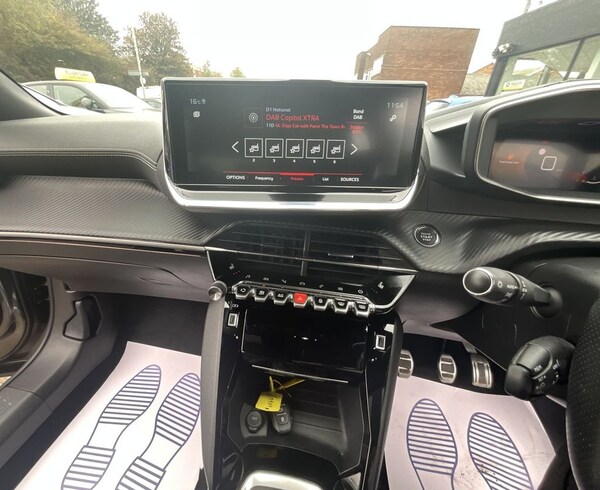 Used Peugeot 2008 2021 for sale - 76234360: Photo 18