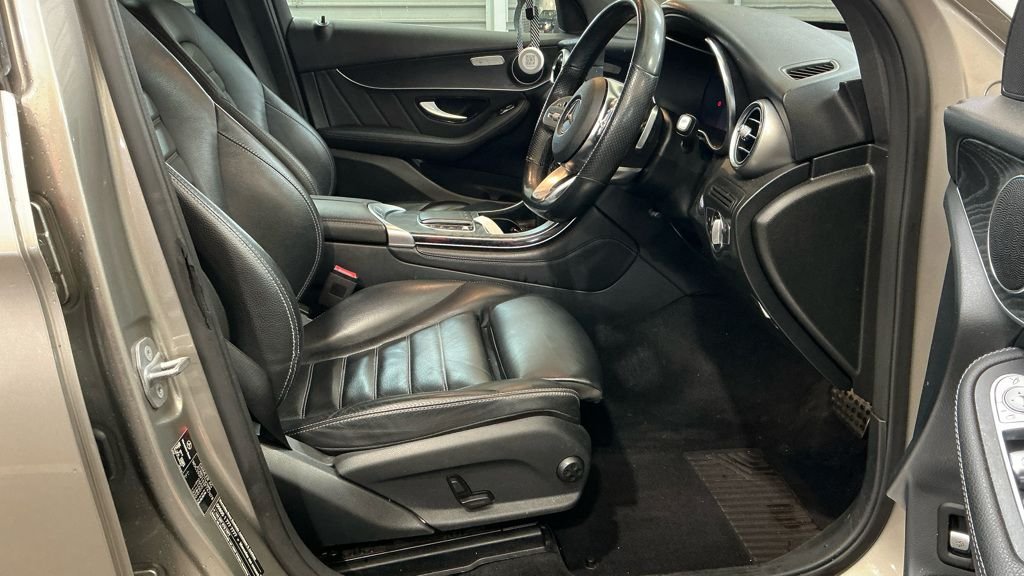 Used Mercedes-Benz GLC 2019 for sale - 77302752: Photo 15