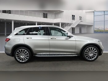Used Mercedes-Benz GLC 2019 for sale - 77302752: Photo