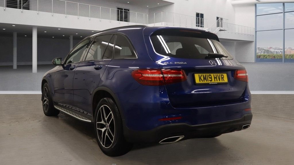 Used Mercedes-Benz GLC 2019 for sale - 77037838: Photo 3