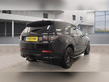 Used Land Rover Discovery Sport 2019 for sale - 77341450: Photo