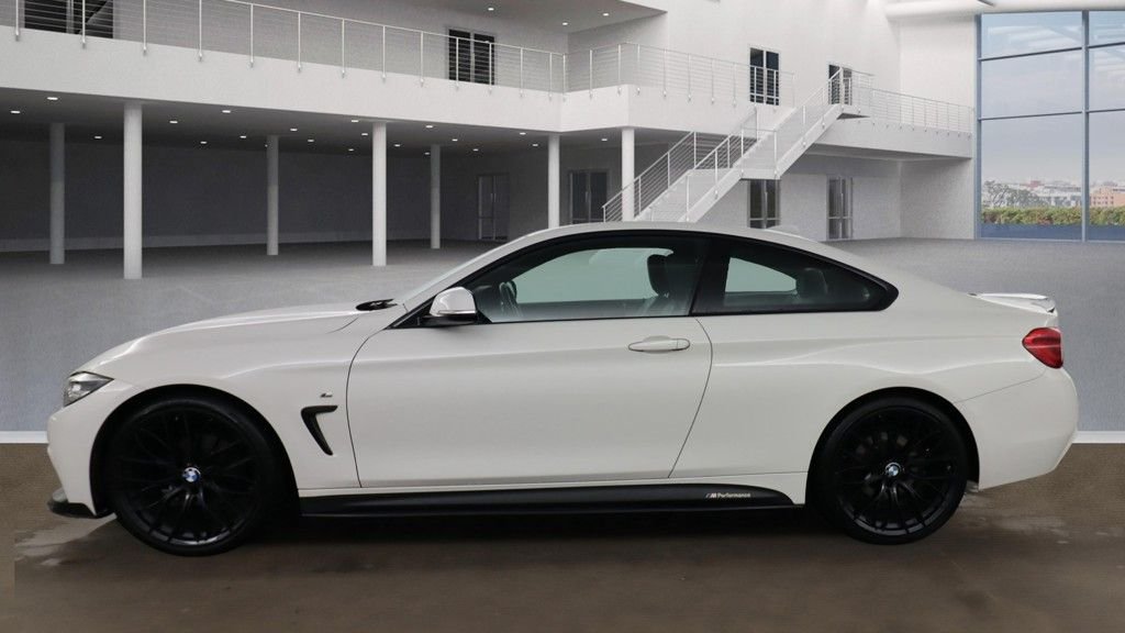 Used BMW 4 Series 2018 for sale - 77301993: Photo 12