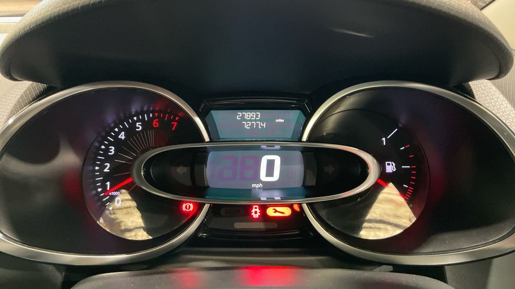 Used Renault Clio 2016 for sale - 77798180: Photo 16