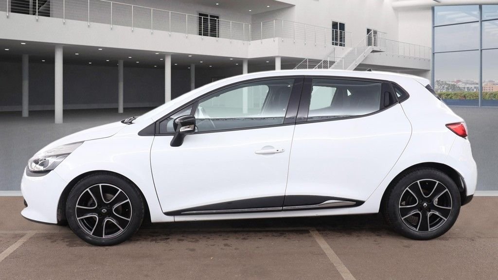 Used Renault Clio 2016 for sale - 77798180: Photo 6