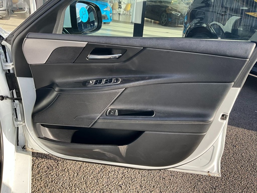 Used Jaguar XE 2015 for sale - 77798363: Photo 17