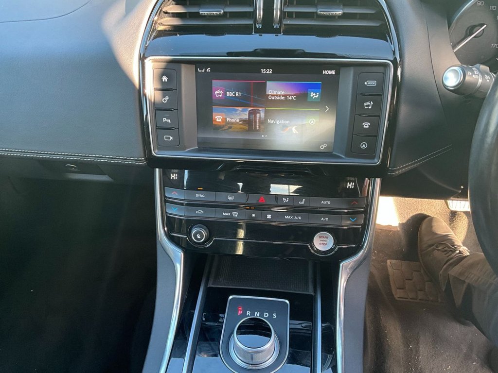 Used Jaguar XE 2015 for sale - 77798363: Photo 22