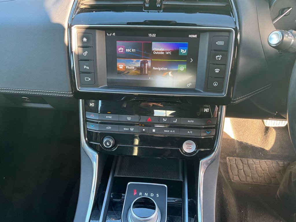 Used Jaguar XE 2015 for sale - 77798363: Photo 23