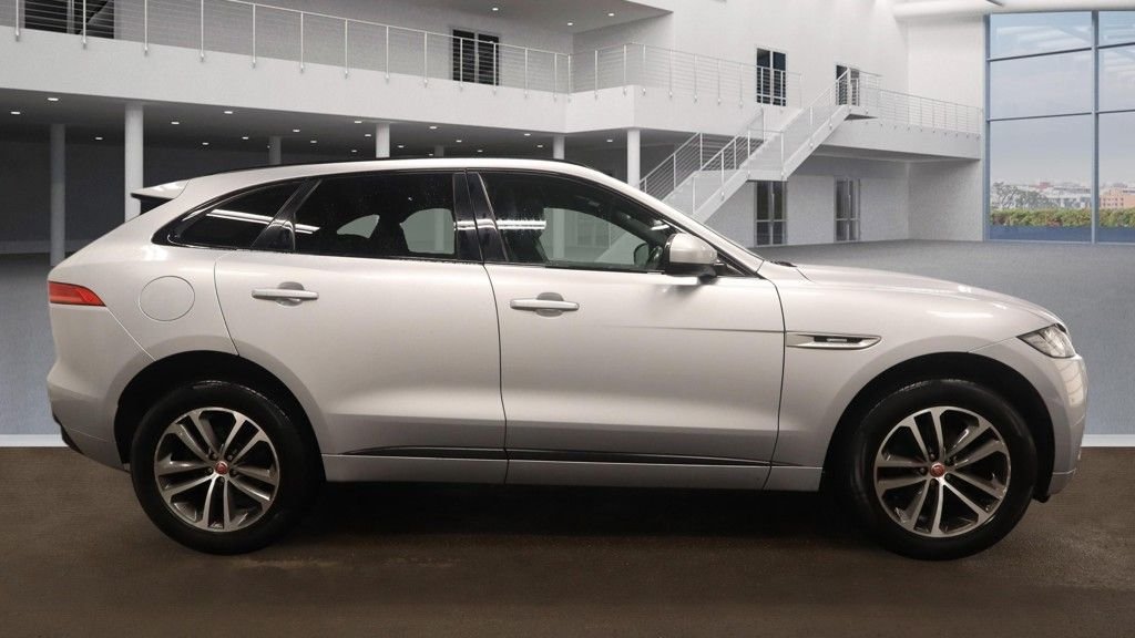 Used Jaguar F-Pace 2019 for sale - 77302198: Photo 5