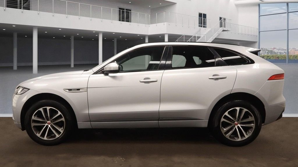 Used Jaguar F-Pace 2019 for sale - 77302198: Photo 6