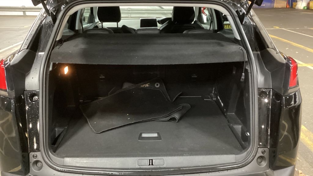 Used Peugeot 3008 2018 for sale - 77798317: Photo 13