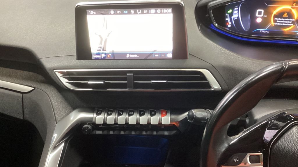 Used Peugeot 3008 2018 for sale - 77798317: Photo 17