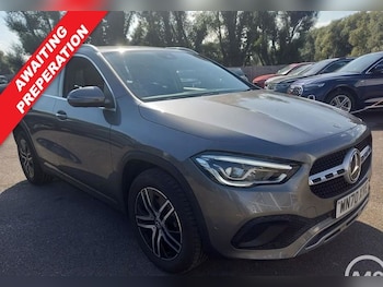 Mercedes-Benz - GLA