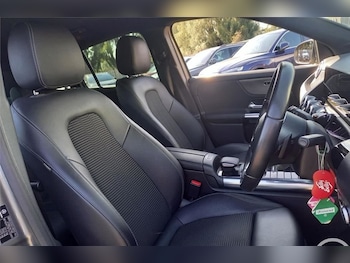 Used Mercedes-Benz GLA 2020 for sale - 76234388: Photo 3