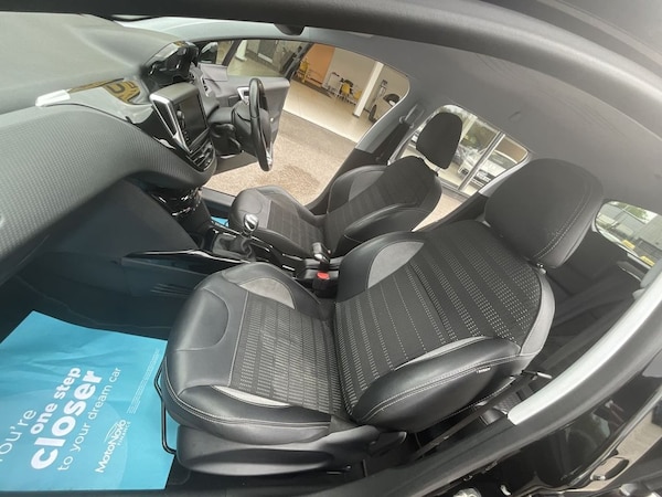 Used Peugeot 2008 2019 for sale - 76234420: Photo 15
