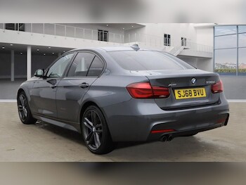 Used BMW 3 Series 2018 for sale - 77302749: Photo