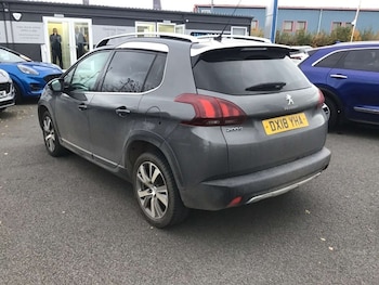 Used Peugeot 2008 2018 for sale - 76546994: Photo