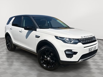 Used Land Rover Discovery Sport 2017 for sale - 79022711: Photo