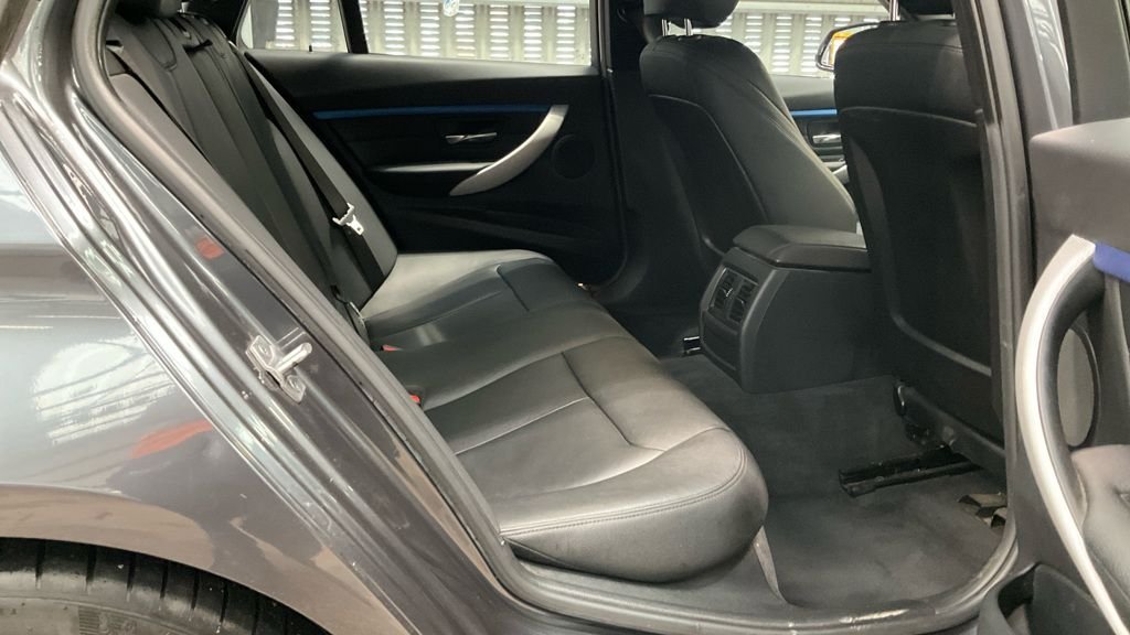 Used BMW 3 Series 2017 for sale - 77241669: Photo 14