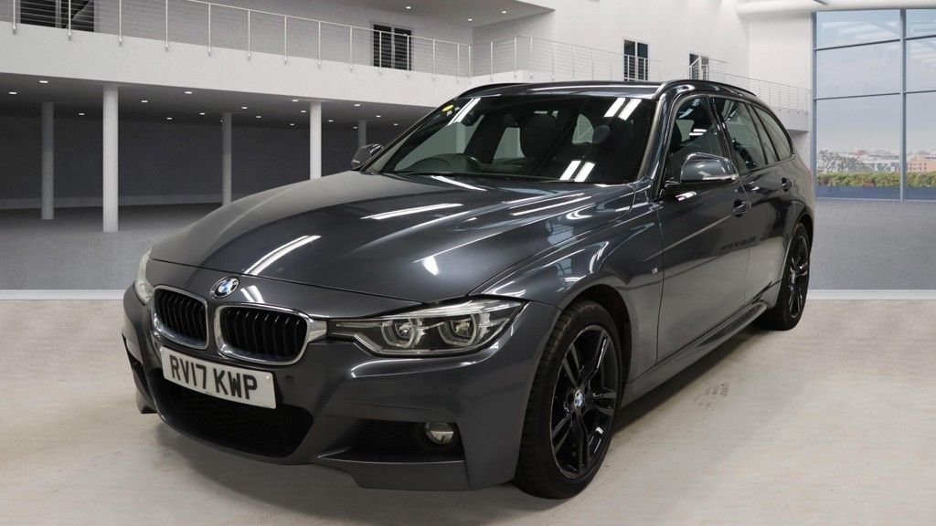 Used BMW 3 Series 2017 for sale - 77241669: Photo 2