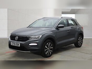 Used Volkswagen T-Roc 2019 for sale - 78331152: Photo