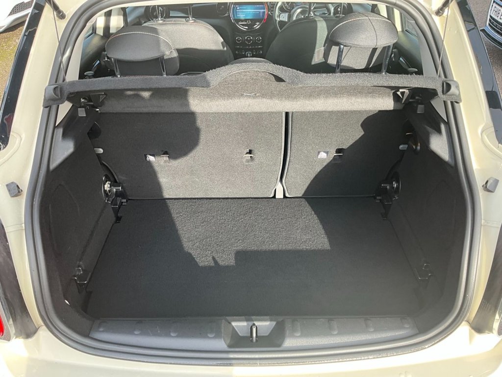 Used MINI Hatch 2021 for sale - 77009792: Photo 31