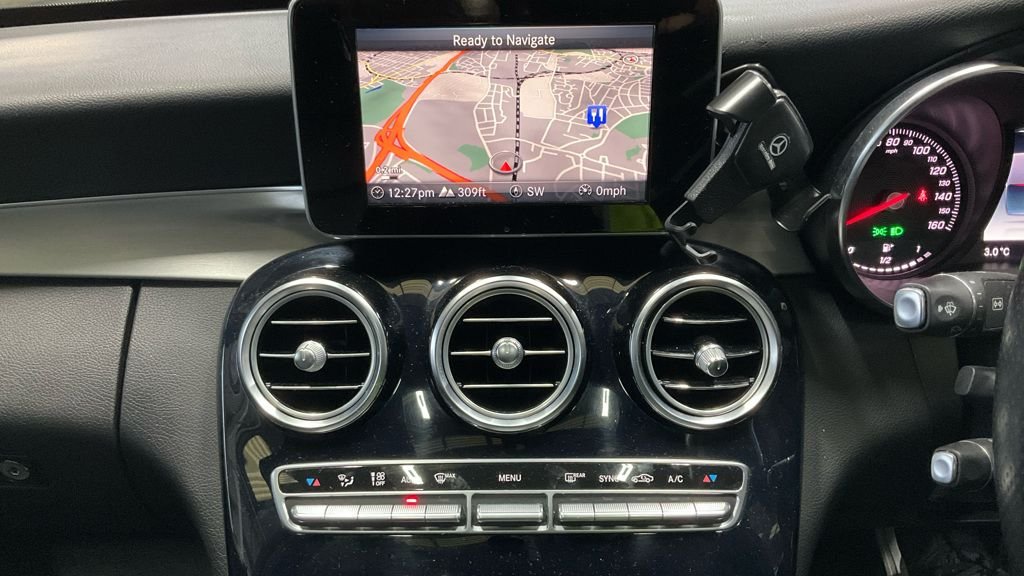 Used Mercedes-Benz C Class 2018 for sale - 77302475: Photo 17