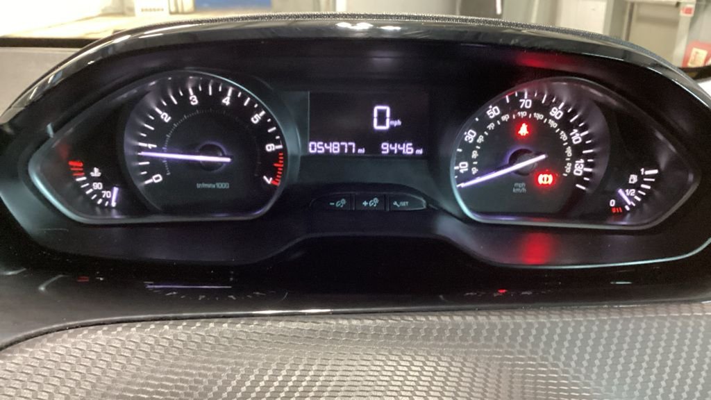 Used Peugeot 208 2017 for sale - 76703743: Photo 6