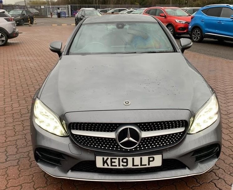 Used Mercedes-Benz C Class 2019 for sale - 77153331: Photo 2