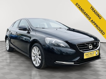 Used Volvo V40 2013 for sale - 76234413: Photo