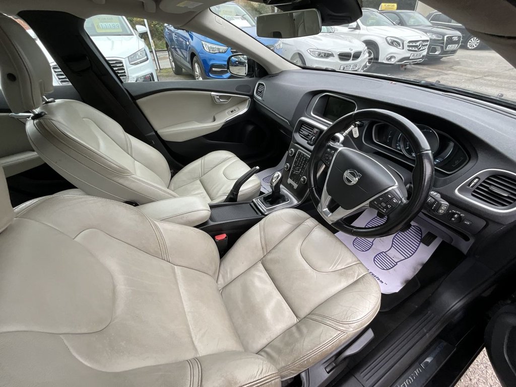 Used Volvo V40 2013 for sale - 76654904: Photo 13