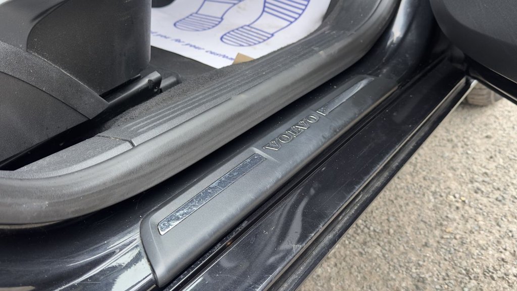 Used Volvo V40 2013 for sale - 76654904: Photo 19