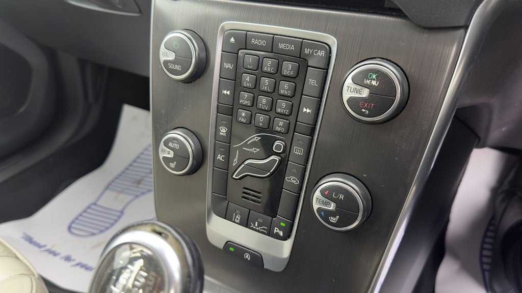 Used Volvo V40 2013 for sale - 76654904: Photo 27