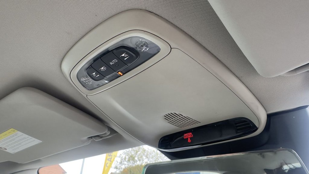 Used Volvo V40 2013 for sale - 76654904: Photo 29