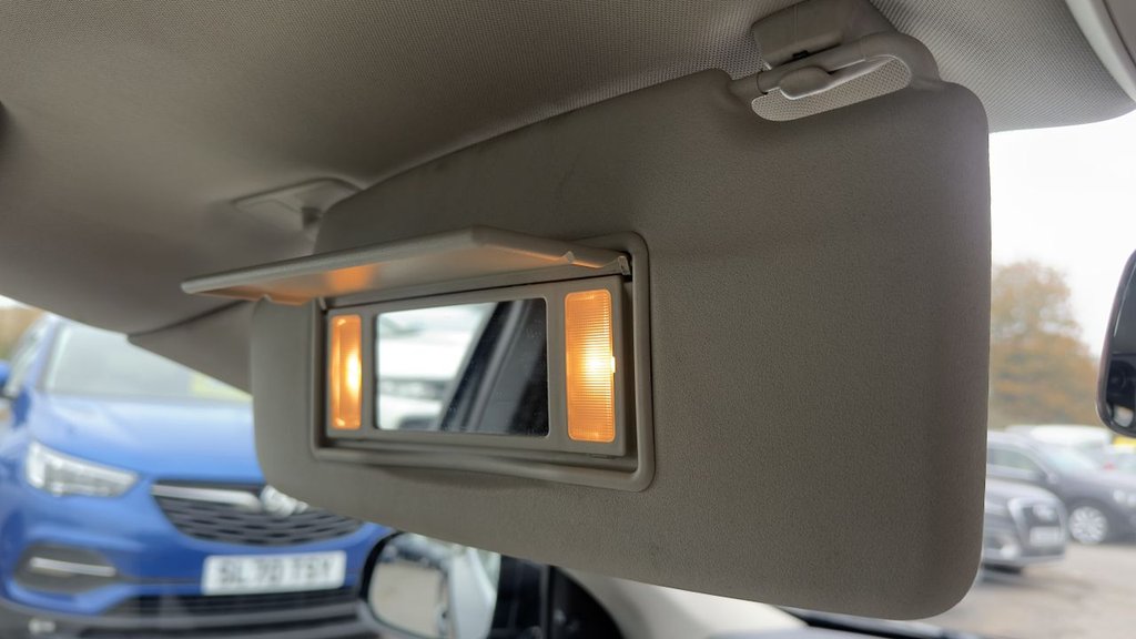 Used Volvo V40 2013 for sale - 76654904: Photo 30