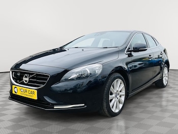 Used Volvo V40 2013 for sale - 76654904: Photo