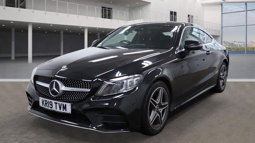 Used Mercedes-Benz C Class 2019 for sale - 77009626: Photo 2