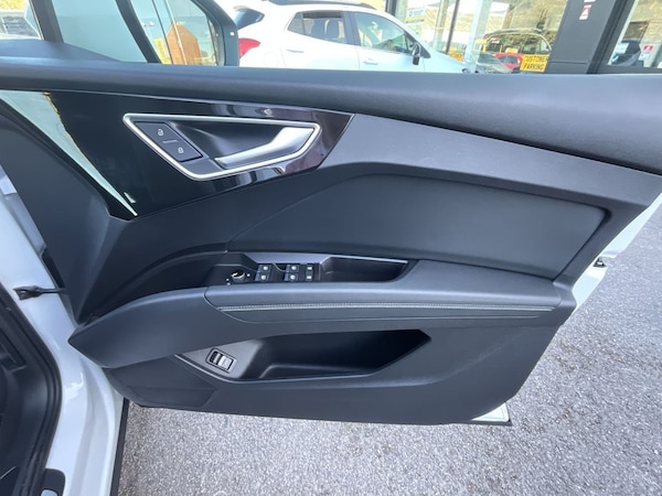 Used Audi Q4 e-tron 2022 for sale - 76234442: Photo 17