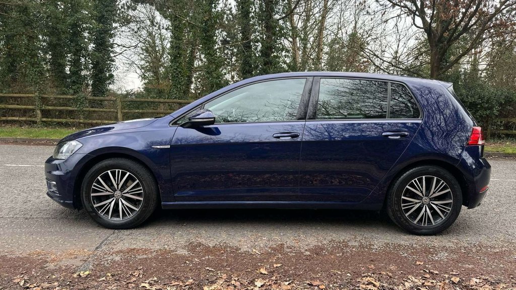 Used Volkswagen Golf 2019 for sale - 77798181: Photo 2