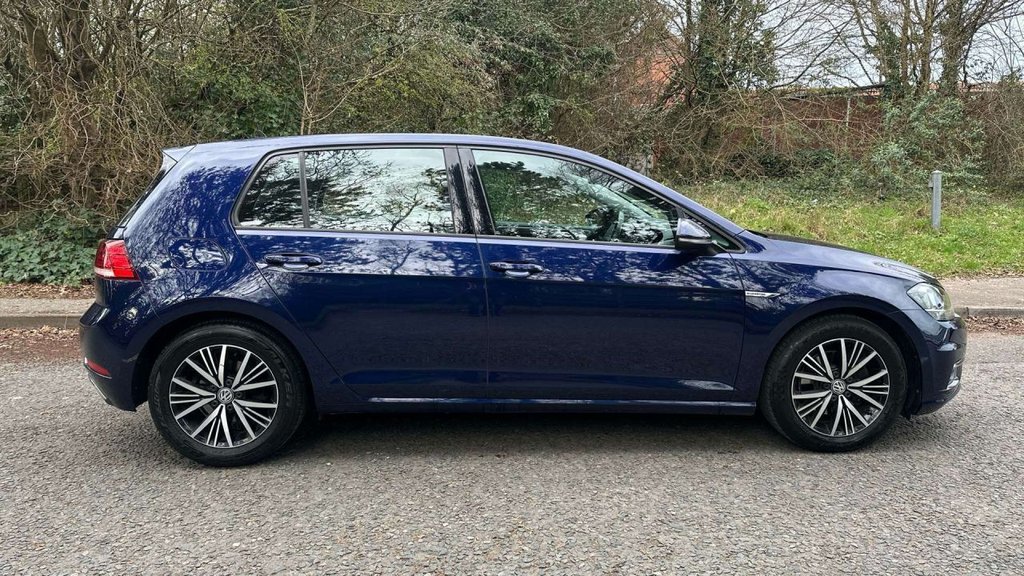 Used Volkswagen Golf 2019 for sale - 77798181: Photo 5