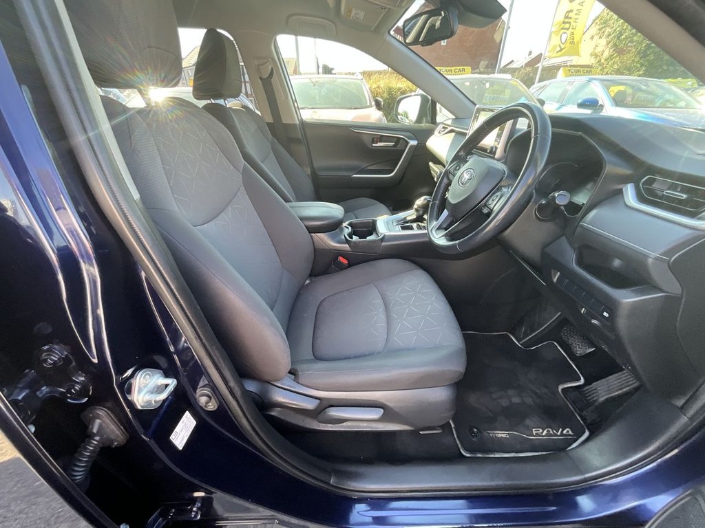 Used Toyota RAV4 2020 for sale - 76234327: Photo 12