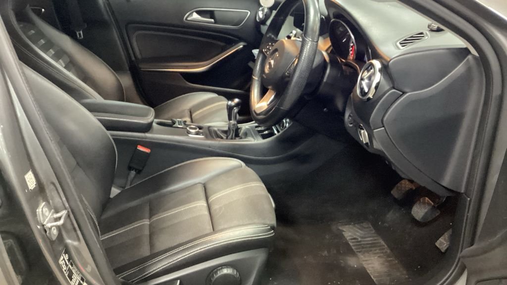 Used Mercedes-Benz GLA 2019 for sale - 77302465: Photo 11