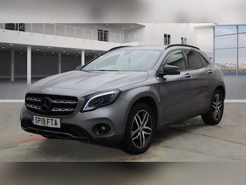 Used Mercedes-Benz GLA 2019 for sale - 77302465: Photo