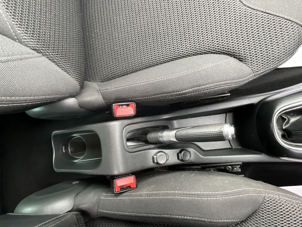 Used Citroen DS3 2013 for sale - 76406438: Photo 20