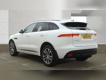 Used Jaguar F-Pace 2019 for sale - 79871149: Photo