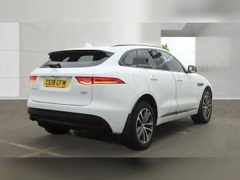 Used Jaguar F-Pace 2019 for sale - 79871149: Photo