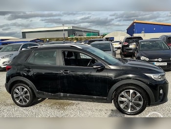 Used Kia Stonic 2019 for sale - 77798370: Photo